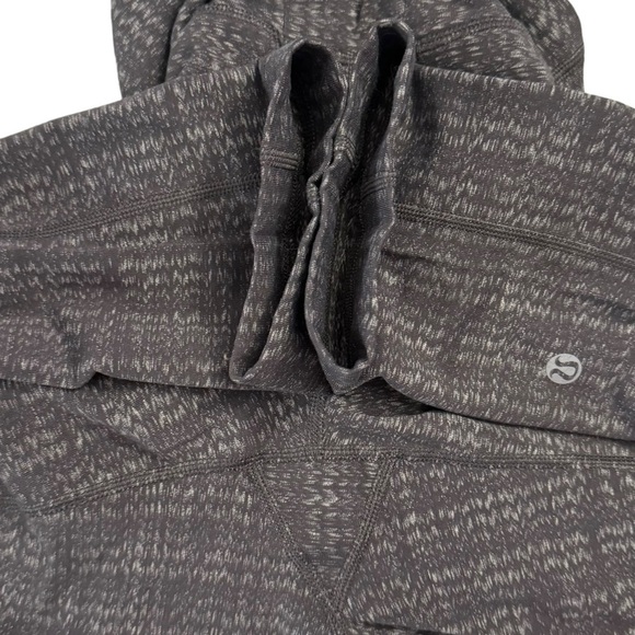 Lululemon High Rise Soft Knit Stretch Grey Leggings Pockets 2 - Picture 9 of 12